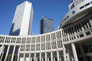 産後脂肪吸引とベイザーシリンジの違いは何ですか？